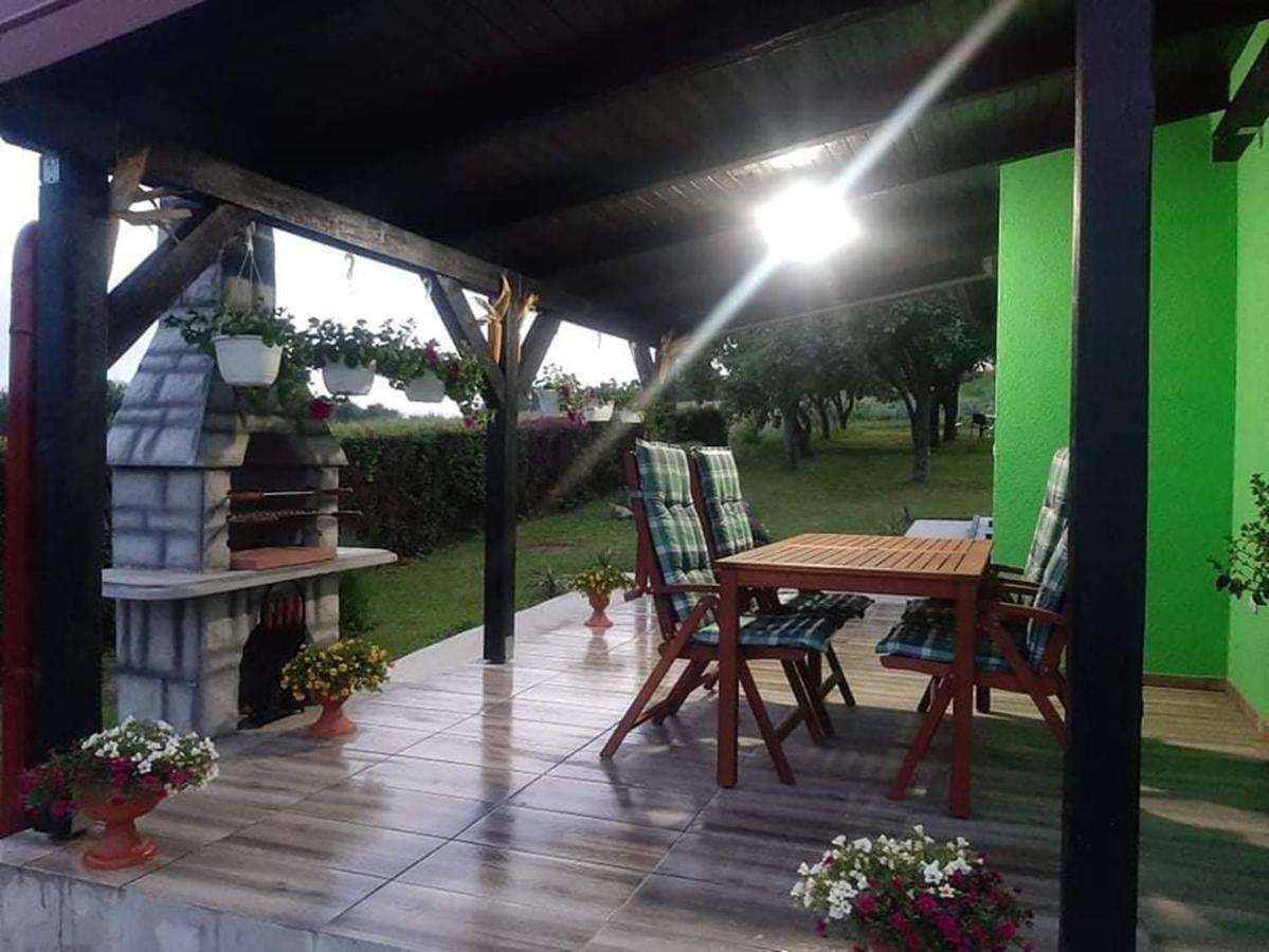 Caglin Ruralna Kuca Za Odmor Viktorija 빌라 외부 사진